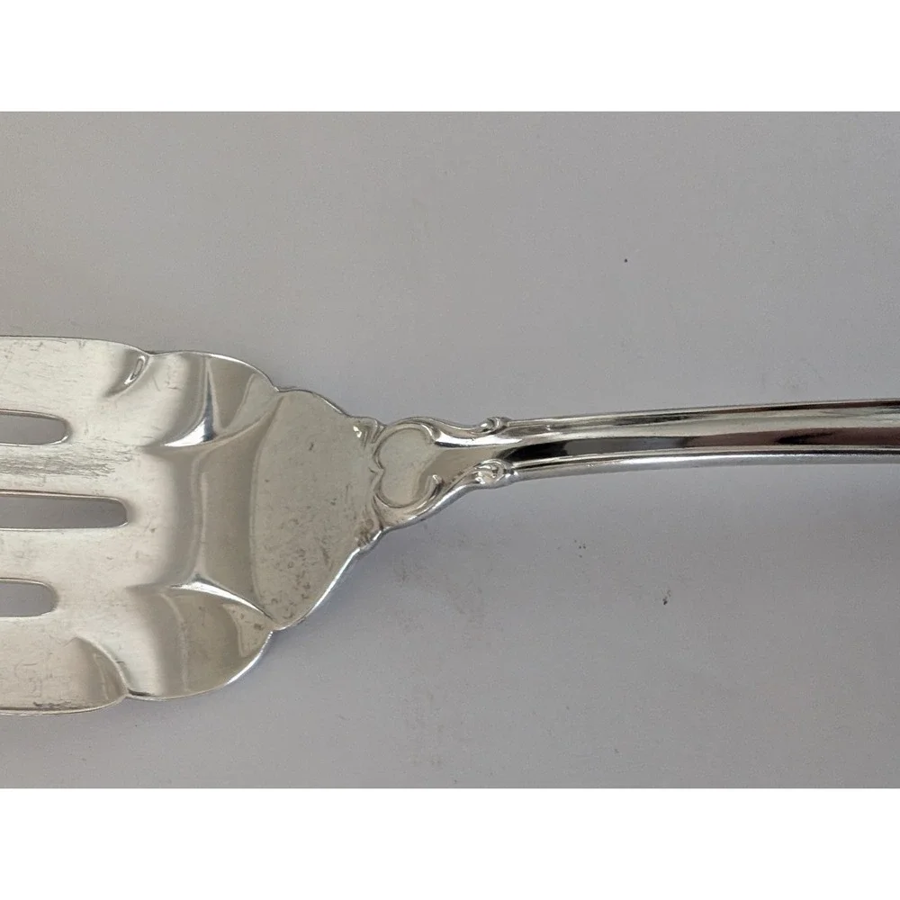 International Silver Holmes & Edwards Silver Fashion Large Serving Fork 8.75